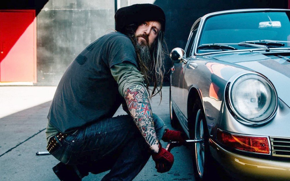 Le monde captivant de Magnus Walker: un pionnier du style automobile