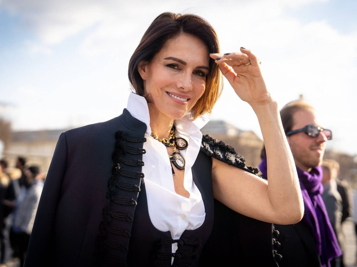 Adriana Abascal : Une Étoile Brillante dans le Monde de la Mode et du Divertissement